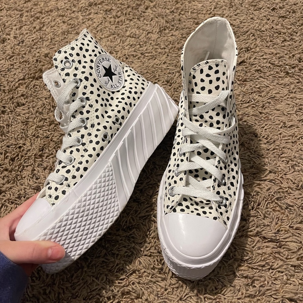 Platform Converse